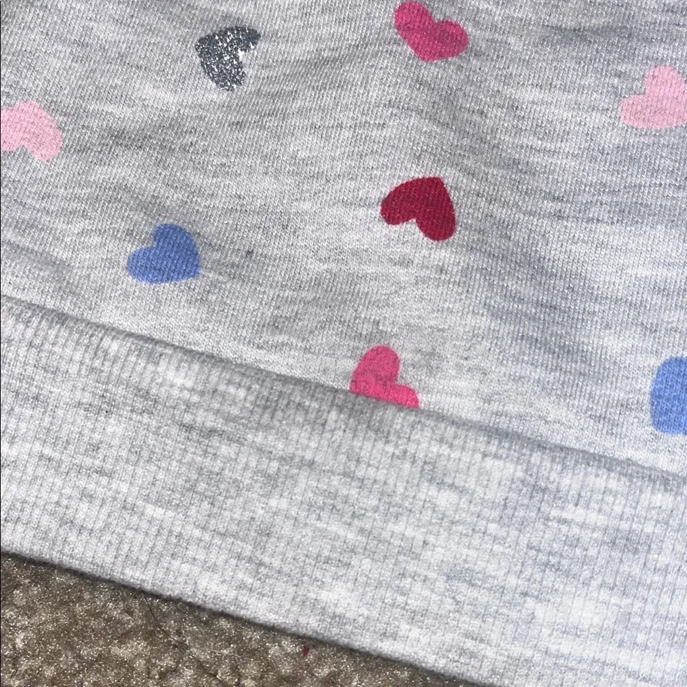 Isaac Mizrahi Gray Heart Print Kids Sweatshirt (7/8)